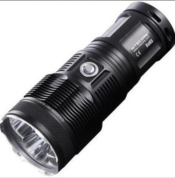 Nitecore TM25 2650 Lümen El Feneri (4x18650)