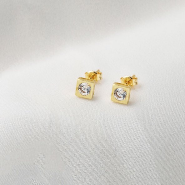 Kare Model Tektaşlı 14 Ayar Altın Küpe - Resim 3