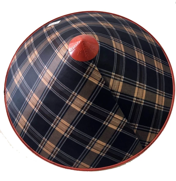 Parti Kareli Desen Saten Kaplama Krem Siyah Vietnam Şapkası ürün görseli 1