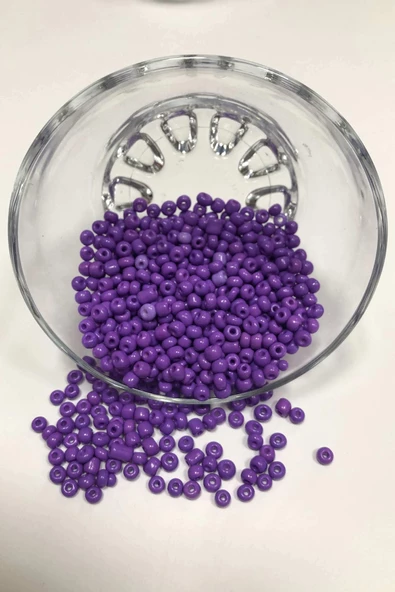 Menekşe Rengi Kum Boncuk Orta Boy 4 mm 50 gr