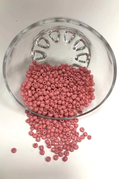 Küçük Kara Rengi Kum Boncuk Orta Boy 4 mm 50