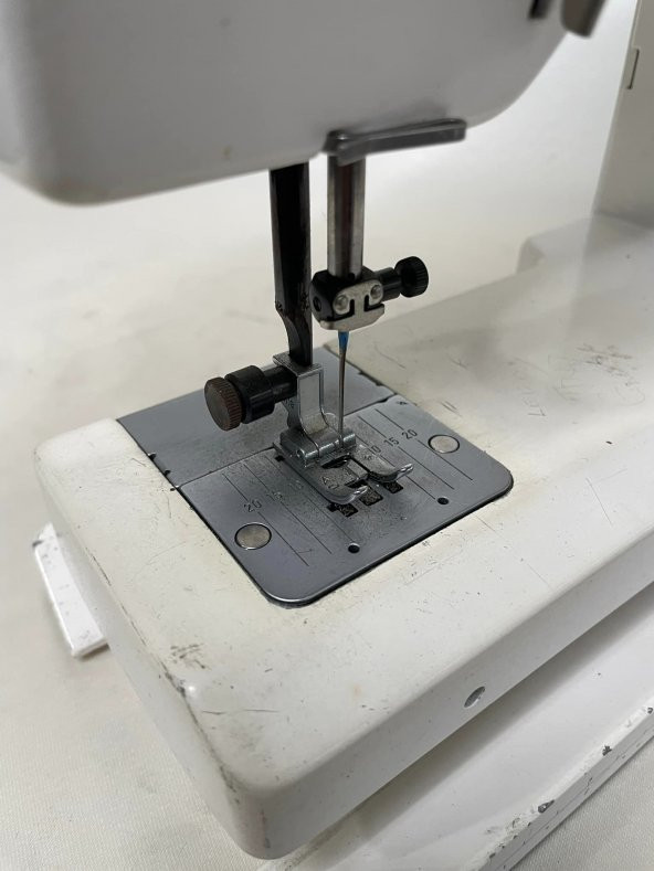 Elna Jubile Dikiş Makinesi 110V 2.El (G-40) - 6