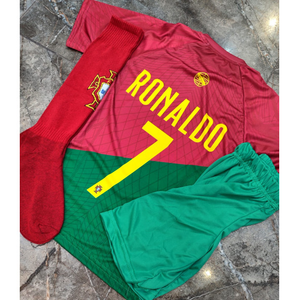 Ronaldo Portekiz Milli Takım Forması Çorap Hediyeli