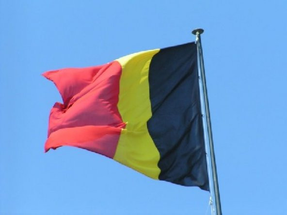 Belçika Devleti Gönder Bayrağı 70x105 cm