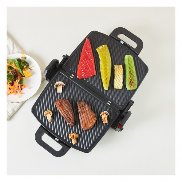 Karaca Future Essential Tost Makinesi Matte Black 1800 W