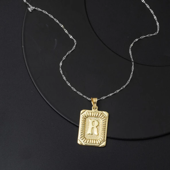 R Harf Kolye Ucu 14 Ayar Kare Altın Plakalı - Resim 2