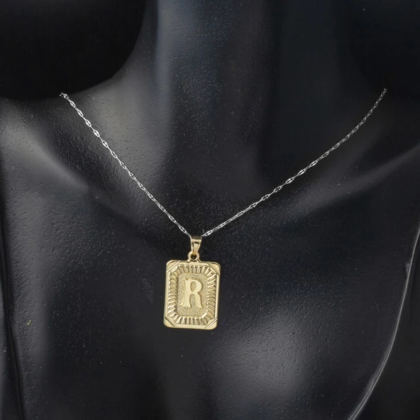 R Harf Kolye Ucu 14 Ayar Kare Altın Plakalı - Resim 3