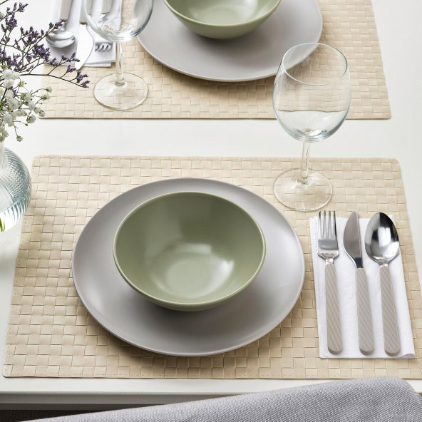 4 Adet Tabak Seti Mat Açık Gri Renk 26 cm, 4 Adet, Stoneware Yuvarlak Servis Tabak Seti - 4