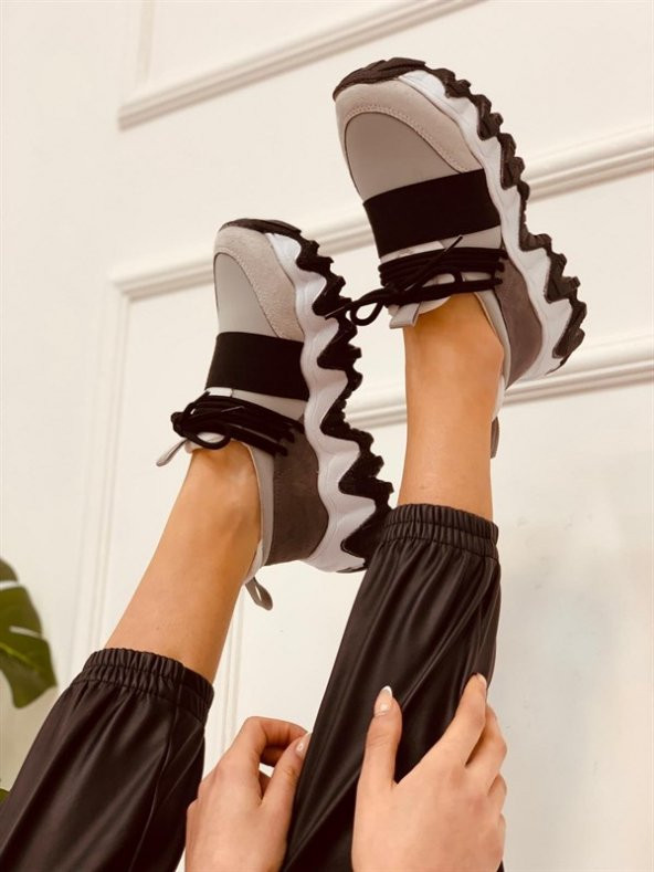 Bağcık Detaylı Rahat  Kadın Sneakers Spor ayakkabı - 9
