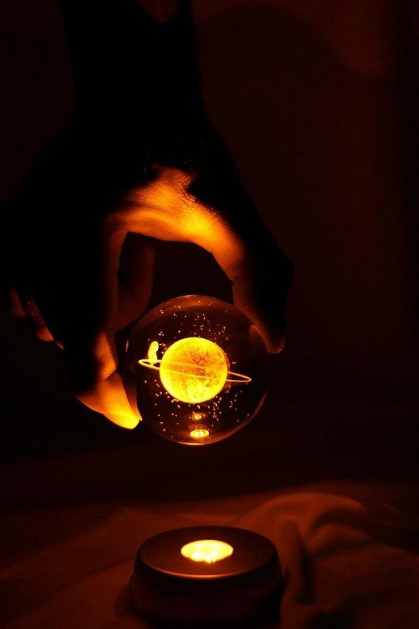 Işıklı Ay Cam Küre Pilli Büyük Boy 6 Cm Ve 8 Değişen Renk Galaksi Samanyolu Gezegen Led (satürn Kızı - 6