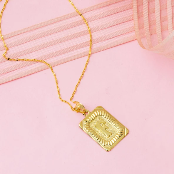 F Harf Kolye 14 Ayar Kare Altın Plakalı - Resim 3