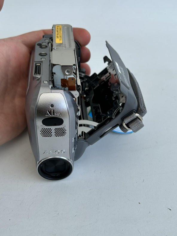 Sony DCR-HC42E Mini DV Video Kamera (Mekanizması Sorunlu) - 5