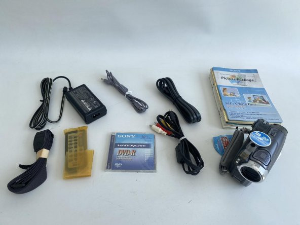 Sony DCR-DVD803E 120x Zoom Video Kamera (Bataryasız) - 7