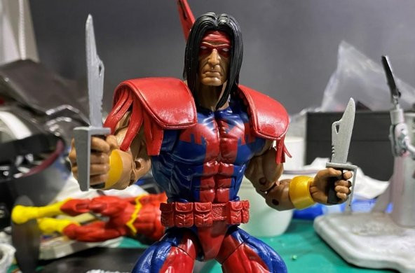 Marvel Legends Warpath Knives Plastik Aparat - 1