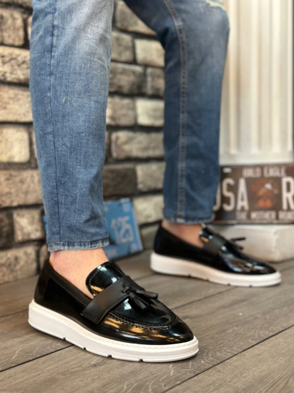 BA0005 Bağcıksız Yüksek Beyaz Taban Klasik Rugan Püsküllü Corcik Erkek Ayakkabı ürün görseli 1