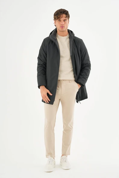 Erkek Regular Fit Kapüşonlu Fermuarlı Çok Cepli Kışlık Klasik Mont - Resim 3