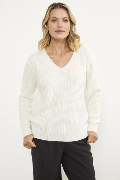 Petek Örgü V Yaka Triko Kazak - Kemik - Resim 2