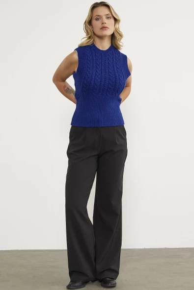 Bele Oturmalı Saç Örgü Triko Süveter - Saks - Resim 4