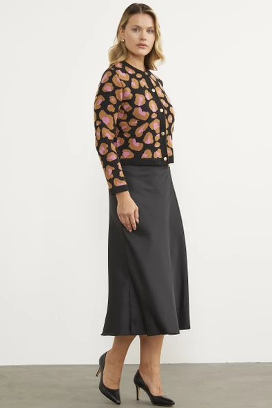 Leopar Desenli Triko Hırka - Siyah - Resim 4