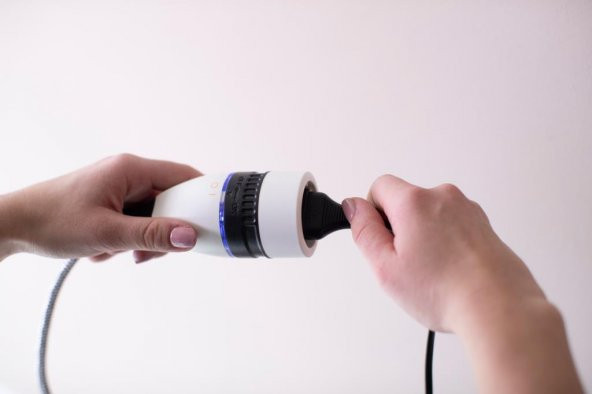 Brennenstuhl Light Serisi Aydınlatmalı Açma/Kapama Çevirme Anahtalı Örgü 3 Metre Uzatma Priz - Resim 3