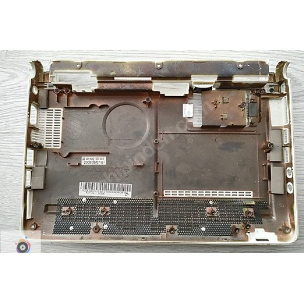 Acer Aspire One Zg5 Alt Kasa - 2
