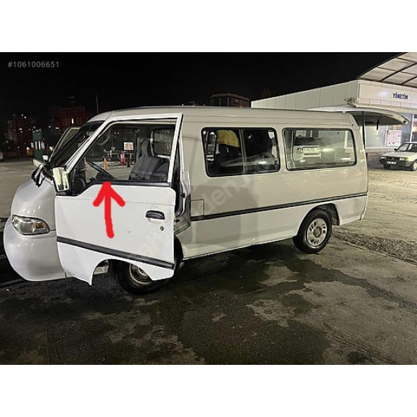 HYUNDAI H100 MİNİBÜS PANELVAN ÖN KAPI CAM KENAR ÇITASI SIYIRICI FİTİLİ SOL  82210-43003 - 9