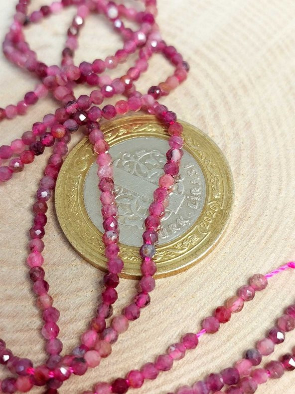 Çilek Kuvars Taşı YARIM Dizi 2mm (17cm uzunluğundadır) ürün görseli