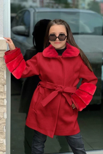 Kız Çocuk Yakası ve Kol Uçları Peluş, Gizli Düğme Detaylı Kırmızı Kaşe Kaban - 2