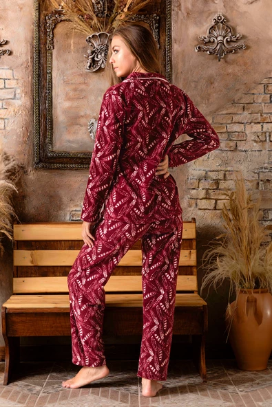 Kışlık Yılbaşı Desenli Kadın Gömlek Polar Pijama Takımı- Geyikli Yılbaşı Pijaması - 8