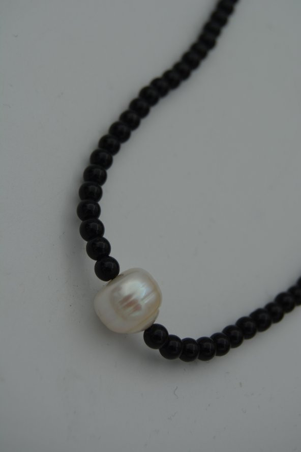 STONEAGE jEWELLERY İnci ve Oniks Taşlı Metalsiz Kolye ürün görseli