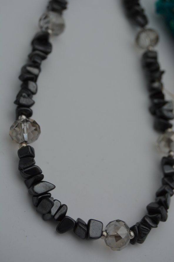 STONEAGE Hematit ve Çek Kristalli Bayan Kolye - Resim 3