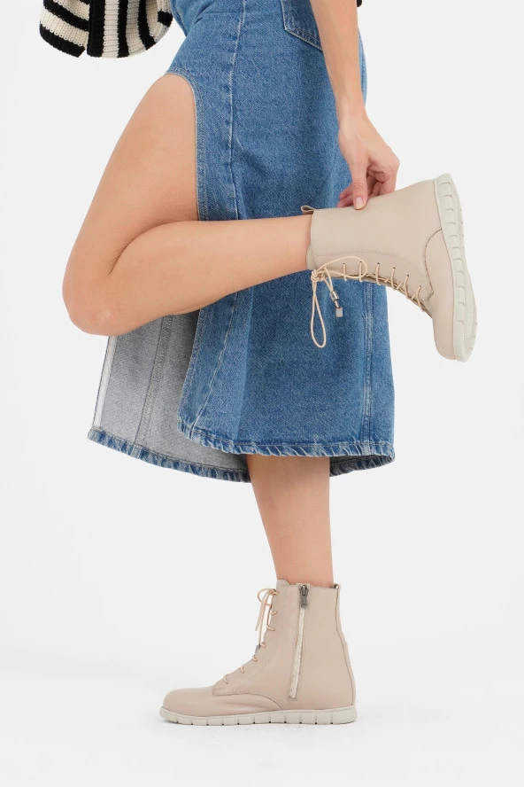 Hakiki Deri Kadın Bağcıklı Dikiş Detaylı Kısa Kışlık Bot - Resim 5