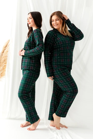 Nisanca Büyük Beden Kışlık Düğmeli Ekose Desen Yılbaşı Temalı  Kadın Süet Pijama Takımı - 11