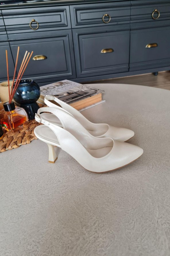 015 2662 Topukla Kadın Kadeh Topuklu Sedef Beyaz Abiye Ayakkabı - Resim 4