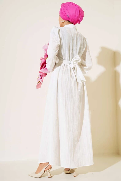 Yarım Düğme Patlı Kuşaklı Elbise Beyaz - 2