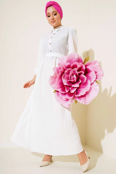 Yarım Düğme Patlı Kuşaklı Elbise Beyaz