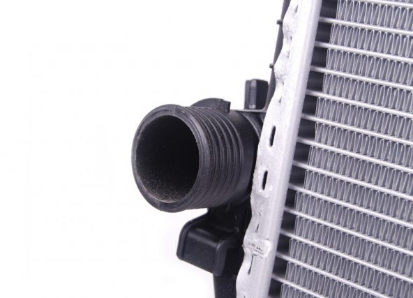 BMW E38 VE E39 M52 M60 M62 M73 MOTOR KYBURG RADYATÖR 17111702969 ürün görseli