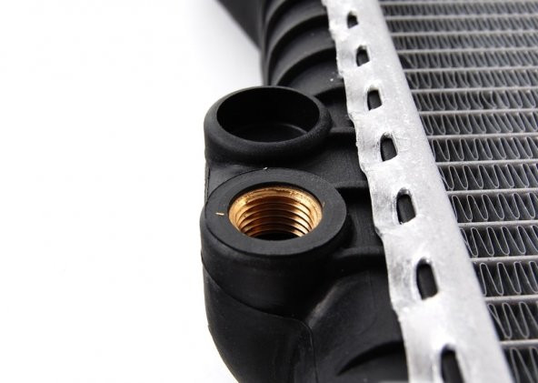 BMW E38 VE E39 M52 M60 M62 M73 MOTOR KYBURG RADYATÖR 17111702969 - Resim 5