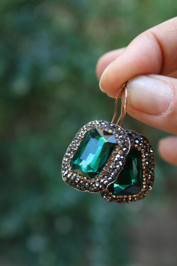 STONEAGE Bayan Küpe Yeşil Kristal Taşlı El Yapımı Hediye Kutusunda Gönderilir ürün görseli