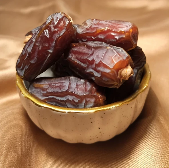 Medine Mebrum Hurması İri Boy Jumbo Etli Doğal Şekersiz