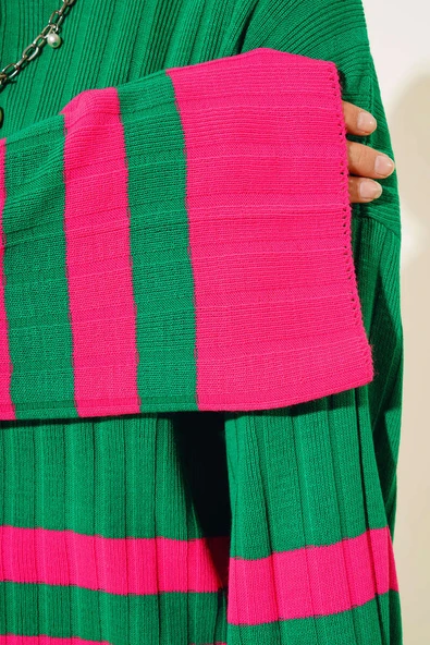 Yatay Şerit Detaylı Salaş Triko İkili Takım Yeşil - 4