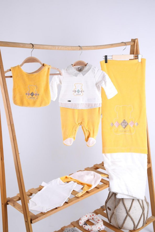 Babyhola Kadife Kumaş Yenidoğan Zıbın Önlük Şapka Tulum Battaniye 5'li Set Hastane Çıkışı Hediyelik 12578