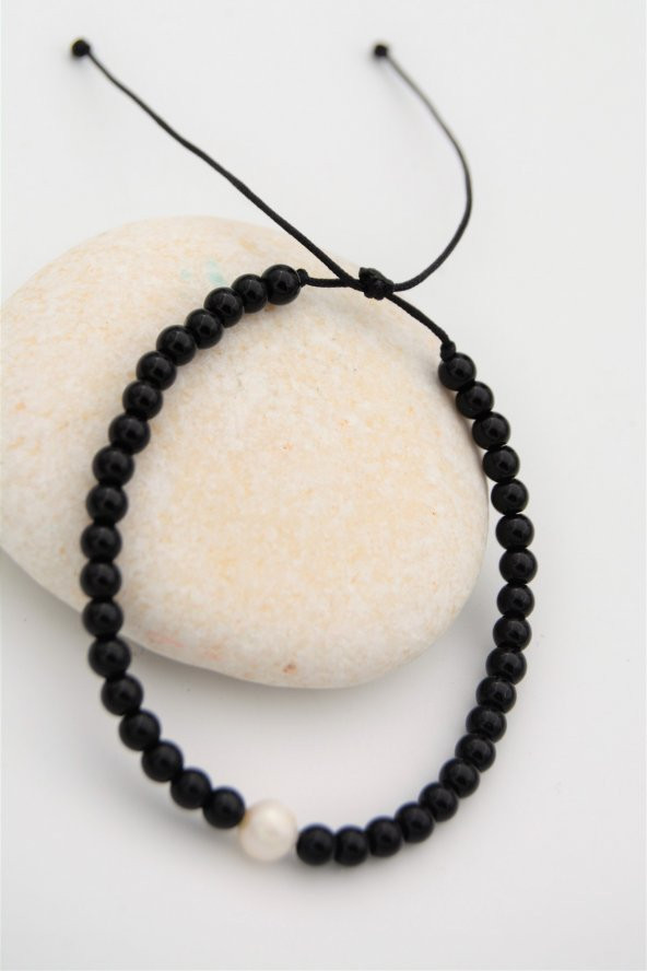 STONEAGE İnci ve Oniks Taşlı Metalsiz Antialerjik Bileklik ürün görseli