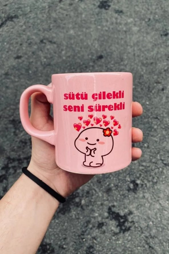 Qubby Sütü Çilekli Hediyelik Pembe Seramik Kupa