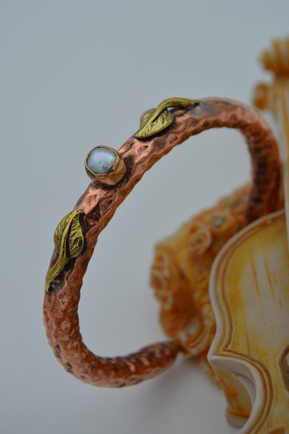 STONEAGE İNCİLİ ÖZEL TASARIM BAKIR BİLEZİK - Resim 2