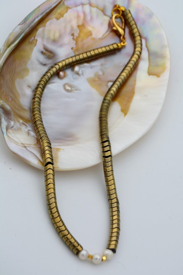 STONEAGE Hematit ve İnci İle Tasarlanan Şifa Kolyesi ürün görseli