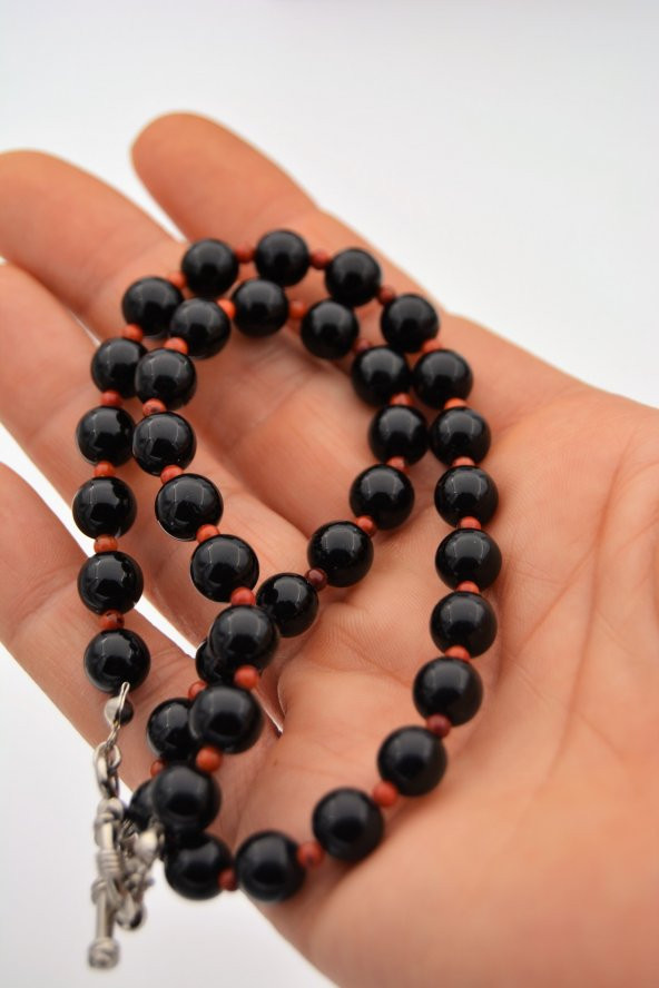 STONEAGE Orijinal Oniks ve Mercan Taşlı T Kilitli Şifa Kolyesi ürün görseli