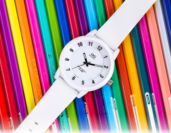 Q&Q VR52J003Y Su Geçirmez Silikon Kordonlu Unisex Kol Saati - 6