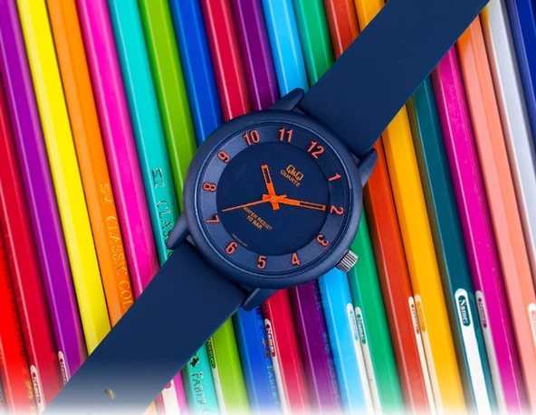 Q&Q VR52J002Y Su Geçirmez Silikon Kordonlu Unisex Kol Saati - 5