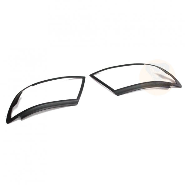 FORD  RANGER T6 2012-2015  FAR ÇERÇEVESİ SİYAH ürün görseli